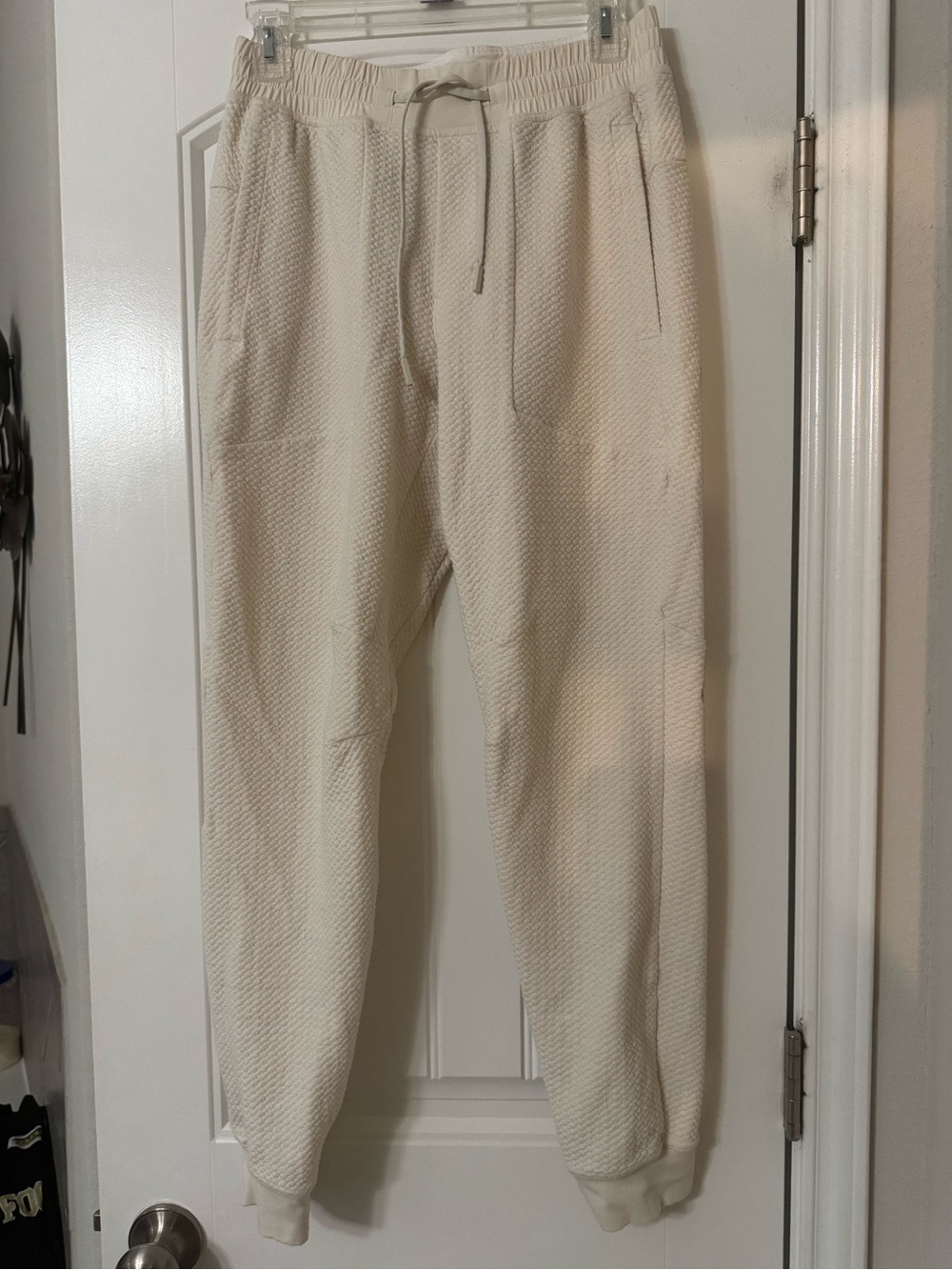 Lululemon Men’s Cream Textured Knit At Ease Joggers